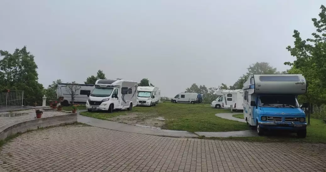 Un'immagine generica segnaposto con angoli arrotondati in una figura.